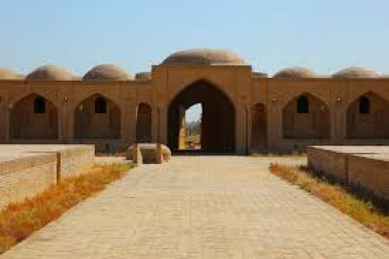 خان النخيلة الاثري