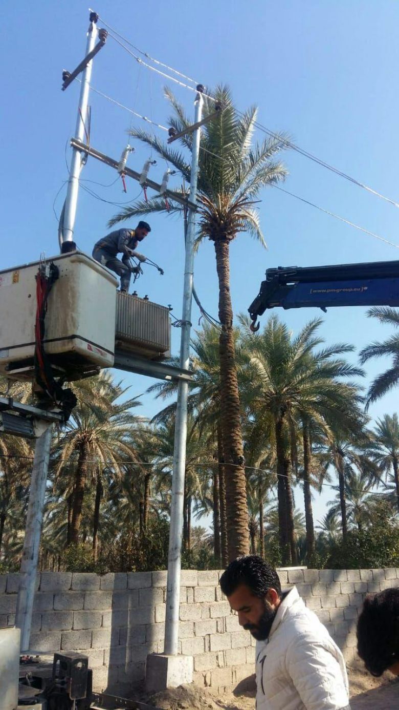 كهرباء كربلاء تؤهل شبكة إنارة في المنطقة المخصصة للتظاهرات