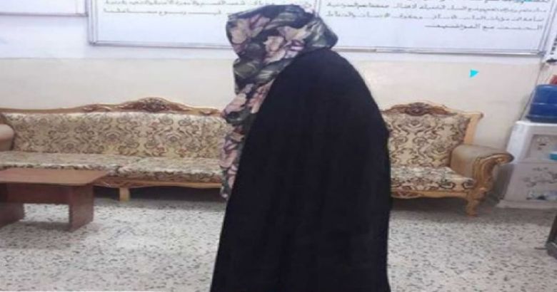 شرطة كربلاء تلقي القبض على سارق متنكر بملابس نسائية