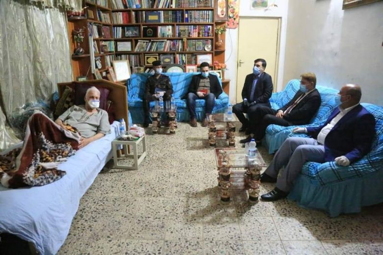 محافظ كربلاء المقدسة يتفقد الصحفيين النجار وعداي للإطمئنان على صحتهما