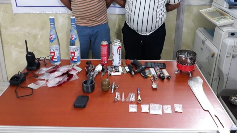 شرطة كربلاء تلقي القبض على ثلاثة أشخاص بتهمة المتاجرة بالمخدرات