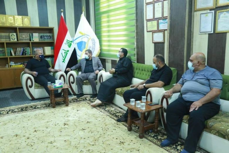 محافظ كربلاء المقدسة يرحب بقرار دخول الزائرين الأجانب ويتفقد مراحل إعمار مرقد الإمام عون(ع)