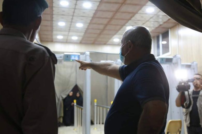 كربلاء المقدسة تشرع بتنصيب أجهزة حديثة تستخدم للأغراض الأمنية وكشف درجة الحرارة