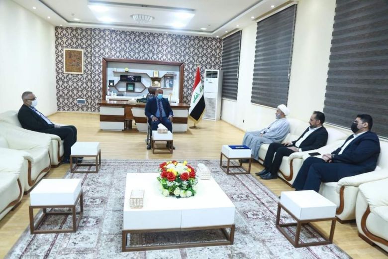 تثميناً للجهود المبذولة،المرجع المدرسي يتوجه بالشكر والتقدير لمحافظ كربلاء المقدسة