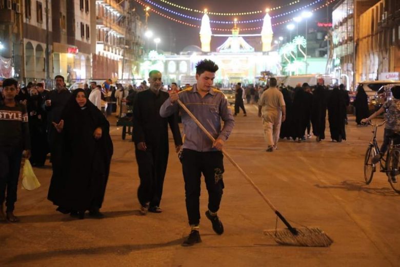 بالصور /بلدية كربلاء تشرع بتنفيذ خطتها الخدمية بالزيارة الشعبانية