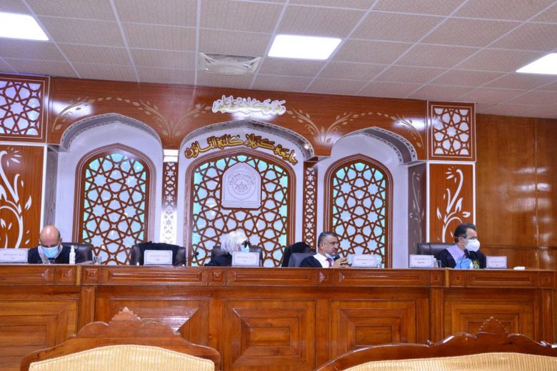 جامعة كربلاء تناقش اطروحة دكتوره عن  (الحماية الدولية للمقابر الجماعية )