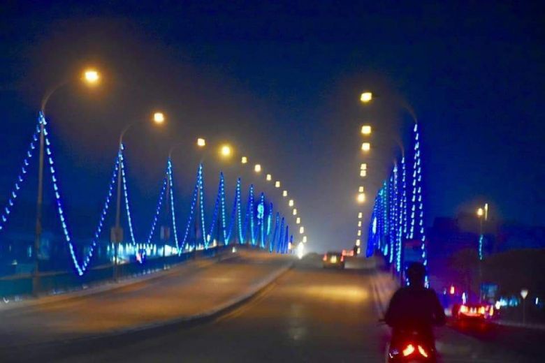 مجسمات الإنارة في كربلاء...  ألق أشرقت به شوارع المدينة