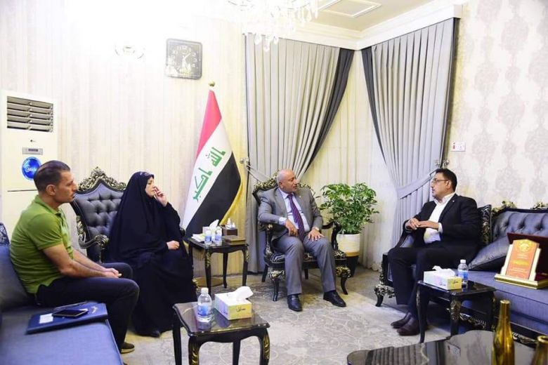 الخطّابي يؤكد دعم العميد الكربلائي 