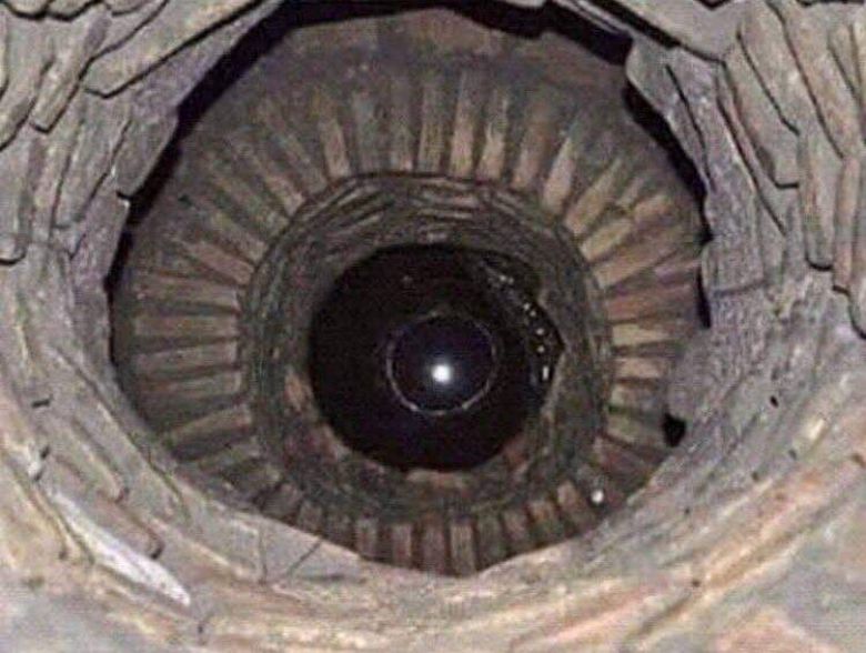 بئر زمزم... معجزة الزمان الخالدة