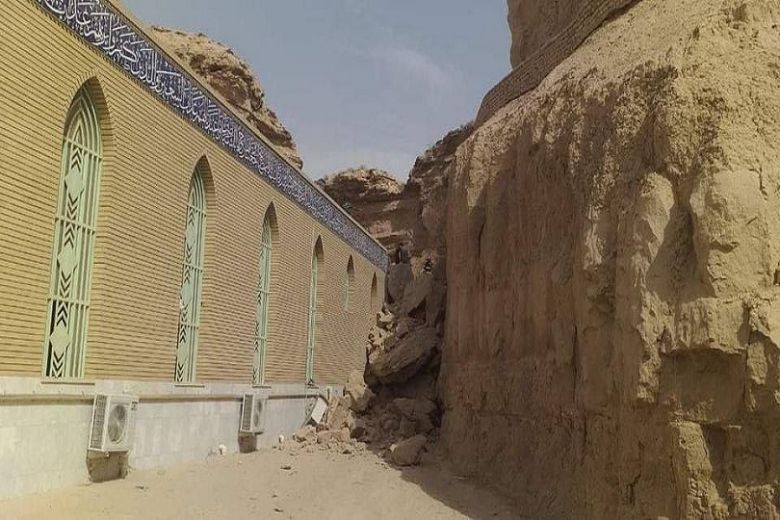 صحة كربلاء تستنفر طاقاتها لإسعاف مصابي حادثة انهيار التل الترابي في قطارة الامام علي (ع)