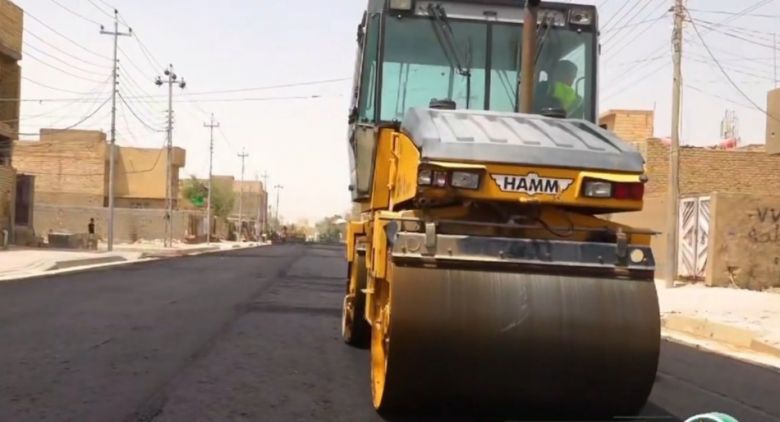 بلمسات جمالية.. حكومة كربلاء تعبّد شوارع 