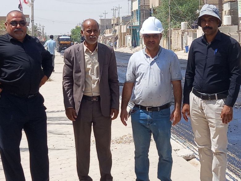 بالتزامن  مع زيارة الاربعين.. بلدية قضاء الحسينية  تنفذ اعمال اكساء شارع مدرسة الهجرتين