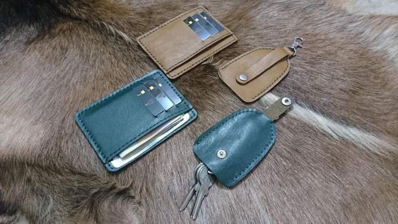 حواء والمشغولات اليدوية... حينما يمتزج شغف الابداع بقسوة الجلود