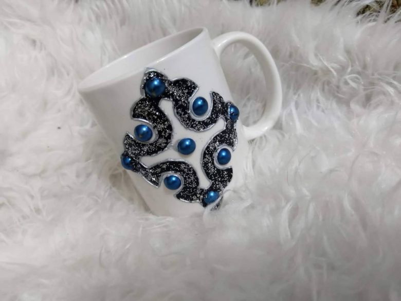 النقش على الأواني... تأملات في معاني الجمال