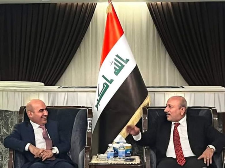 بعد لقائه بوزير الاعمار والاسكان.. محافظ كربلاء يؤكد تعزيز سبل التعاون لإنجاز مشاربع استراتيجية في المحافظة