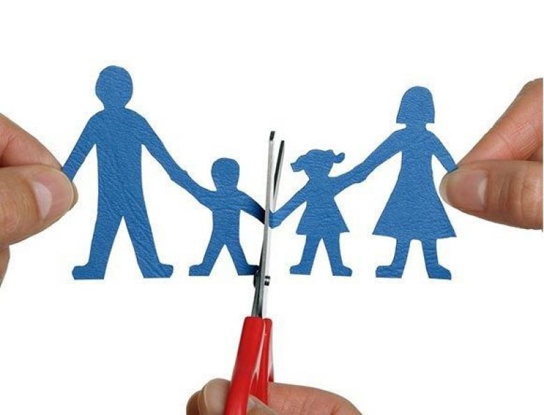 الغيرة... دوامة تحطم الاواصر الاسرية والمجتمعية