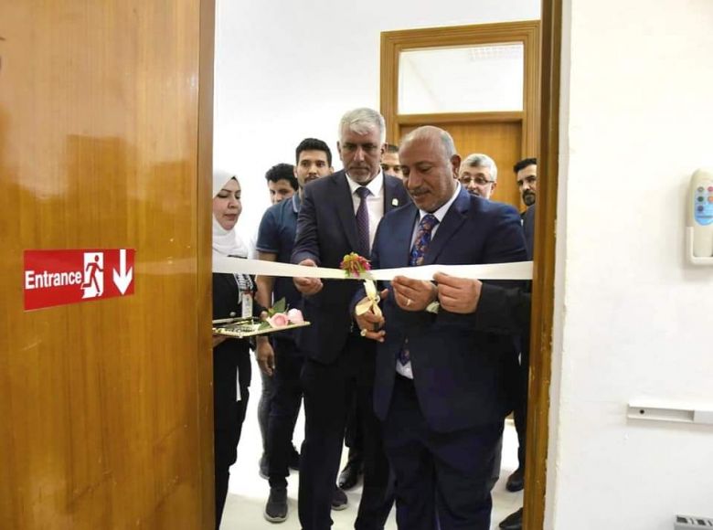 بنسخته الثالثة عشر.. محافظ كربلاء يفتتح معرض مشاريع الطلبة