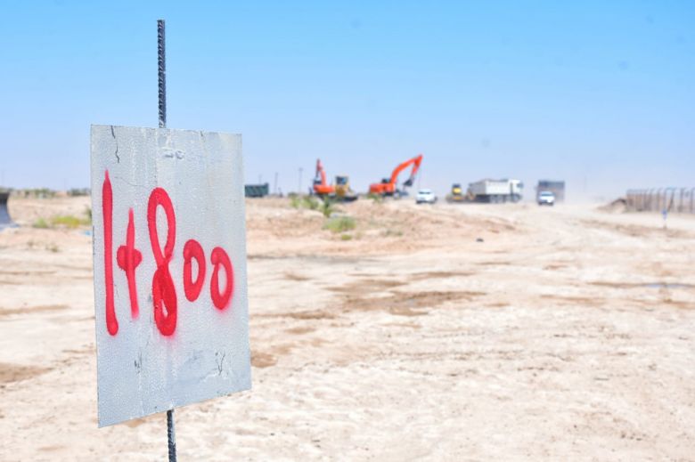 تواصل العمل بإنشاء طريق (كربلاء ـ بغداد) الكبير بإشراف مباشر من الخطابي