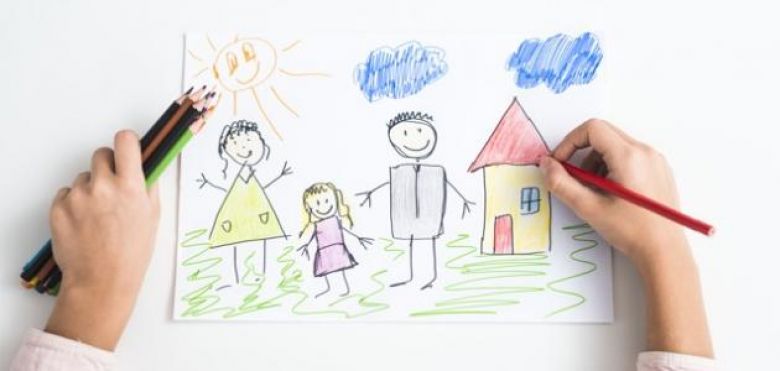 رسوم الاطفال.... عالم خفي موغل بالأسرار