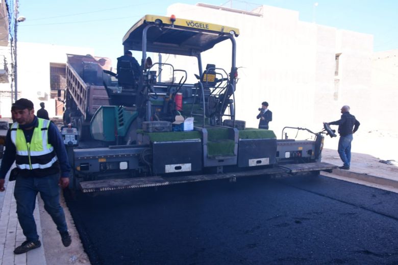 المباشرة بتعبيد وتأهيل شوارع الانتفاضة الاولى