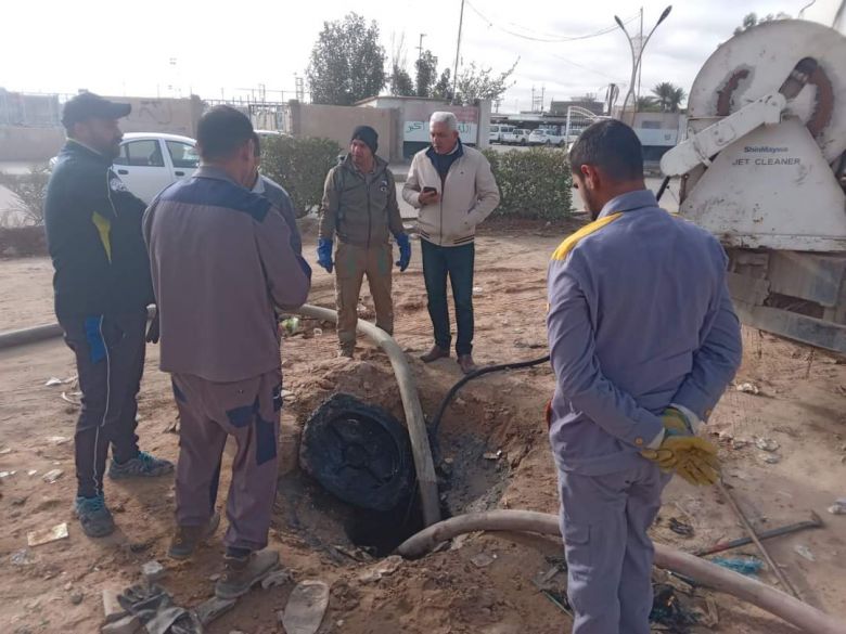 مجاري كربلاء تقوم  باعمال صيانة وتنظيف شبكات المجاري في مناطق متفرقة