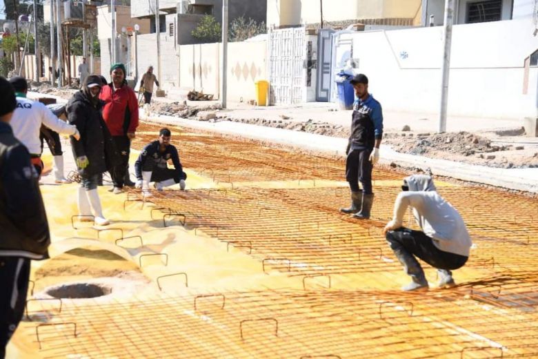 المباشرة بتأهيل وتعبيد شوارع حي ابو جوعانة في قضاء الهندية