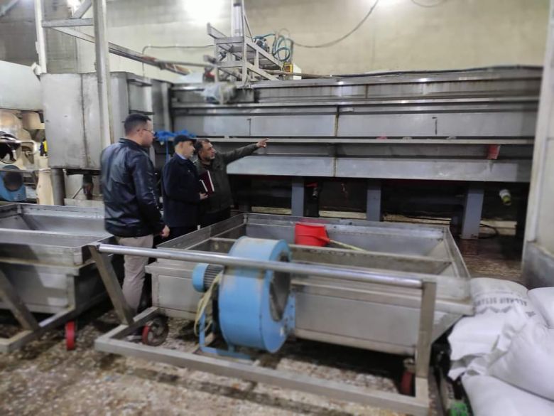 جولات رقابية لمعامل كربلاء الصناعية واجراءات صارمة بحق المخالفين