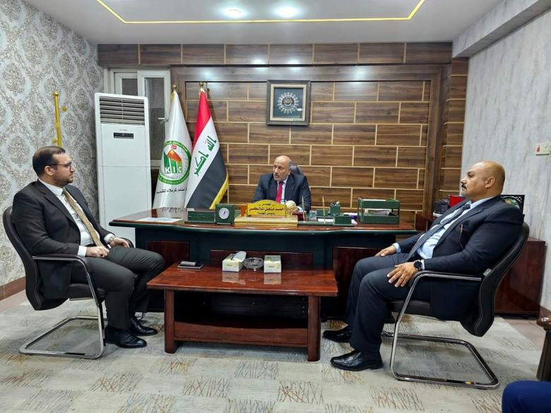 محافظ كربلاء يجري جولة ميدانية لعدد من الدوائر الحكومية في المحافظة