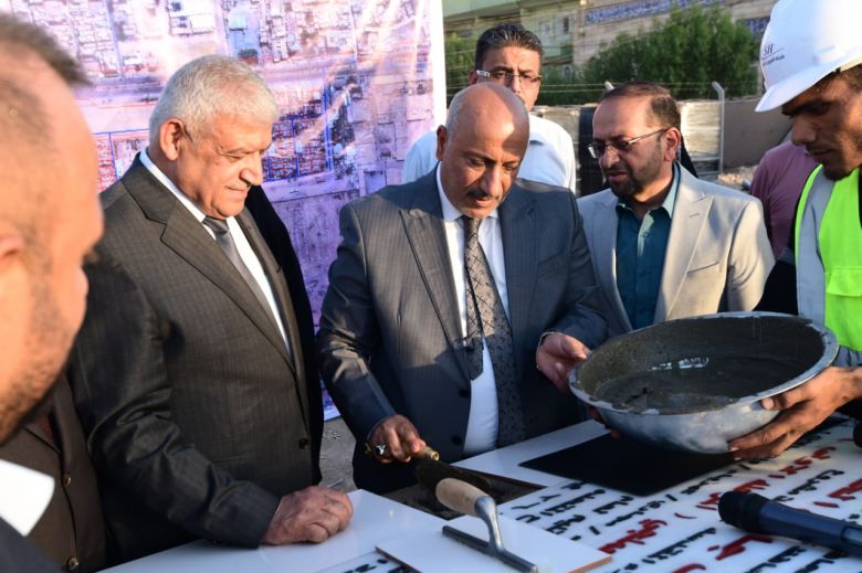 محافظ كربلاء يضع حجر الأساس لعدد من المشاريع الحيوية