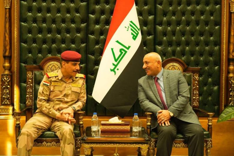 محافظ كربلاء يتباحث مع رئيس اركان الجيش آمن واستقرار المحافظة ودعمه للقوات الامنية