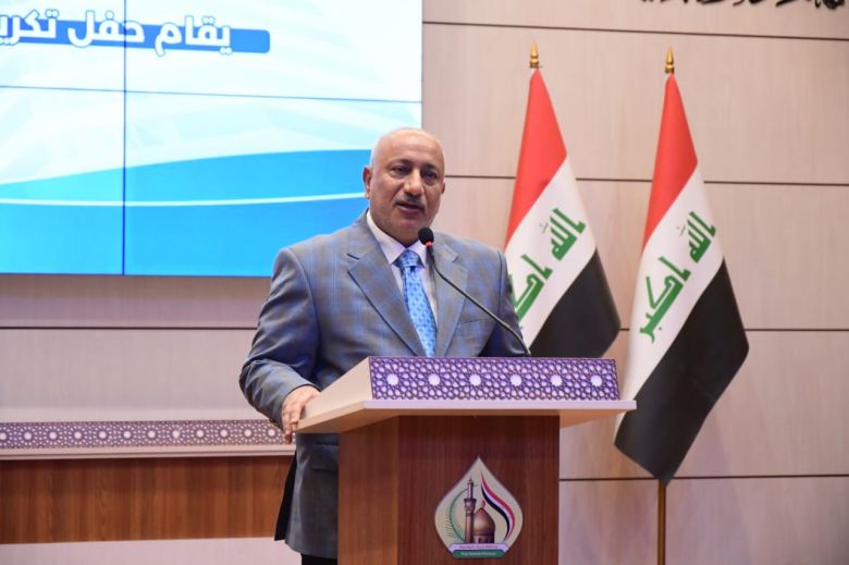 بالتزامن مع ذكرى ولادة السيدة زينب(ع).. محافظ كربلاء يكرم عددا من النساء الكربلائيات المبدعات