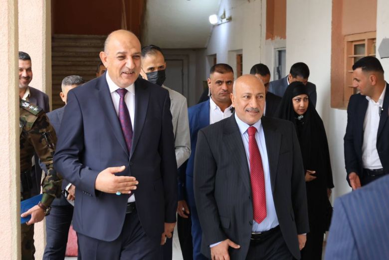 الخطابي يحضر محاضرات توعوية لمكافحة الابتزاز الإلكتروني في كربلاء المقدسة