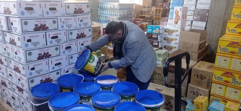 صحة كربلاء تتلف 19 طنا من المواد الغذائية وتغلق ٣٣ محلا تجاريا لمخالفتهم الشروط الصحية