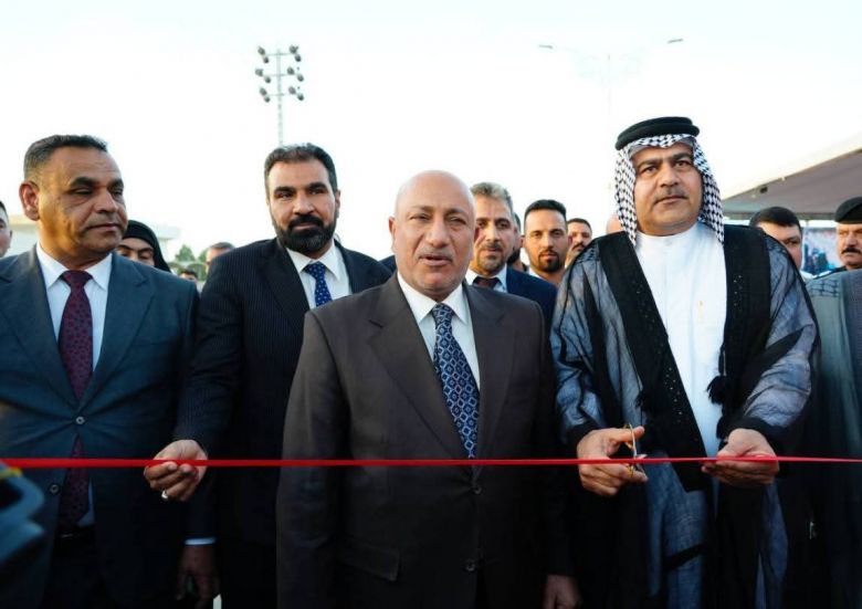 محافظ كربلاء يفتتح مشروع تطوير طريق الارتال في قضاء الحر