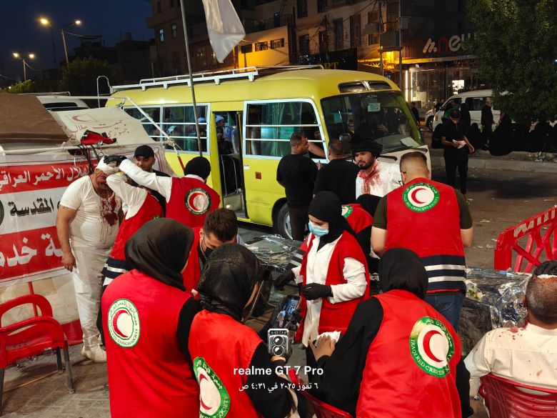 الهلال الاحمر تقدم خدماتها لأكثر من اثني عشر زائر في يوم عاشوراء