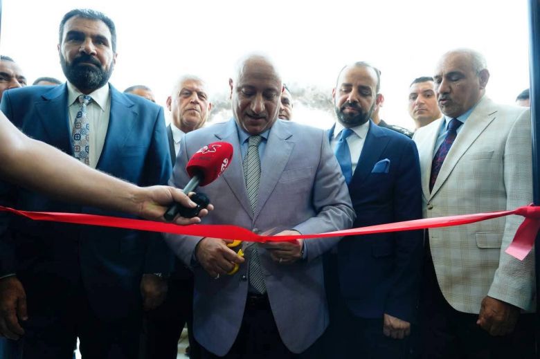 محافظ كربلاء المقدسة يفتتح مشروع تأهيل قائمقامية قضاء الهندية