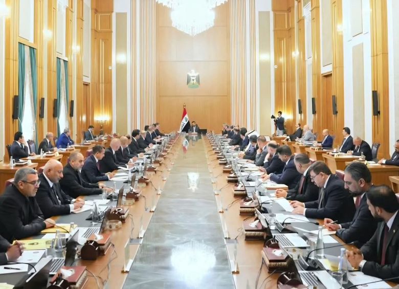 محافظ كربلاء يشارك في مناقشة خطط تطوير الخدمات ضمن اجتماع الهيأة العليا للتنسيق