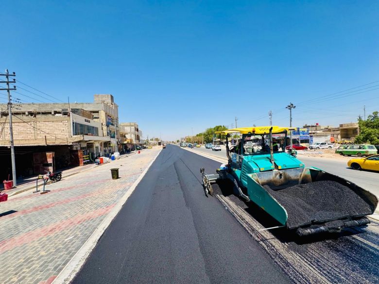 بنسبة انجاز ٧٠٪؜.. بلدية الهندية تسرع في انجاز مشروع توسعة الشارع العام الممتد إلى منطقة ام الهوى
