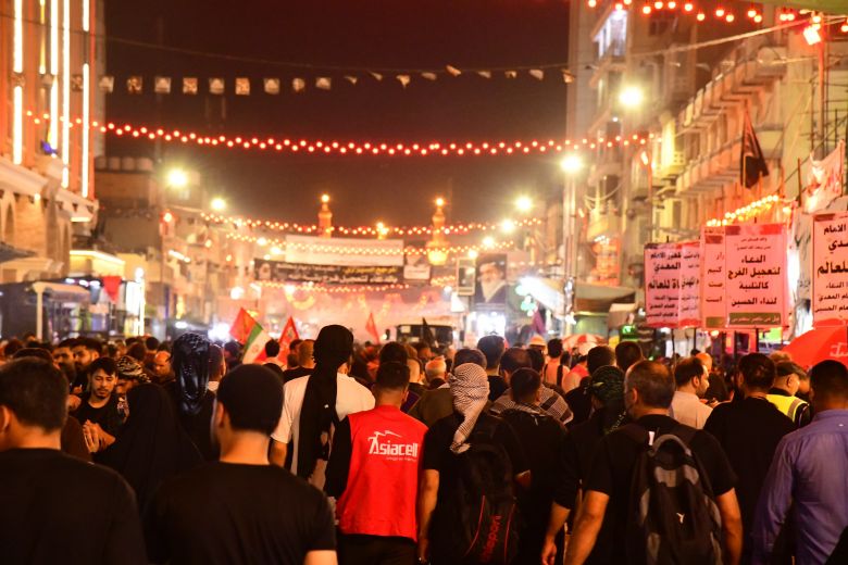 مشاهد من توافد زائري الأربعينية إلى كربلاء المقدسة